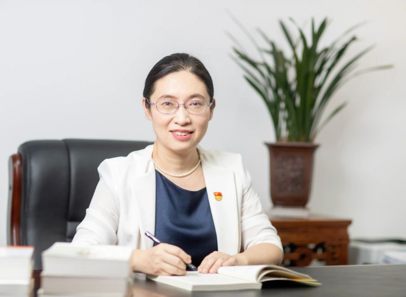 黄播
党组书记、局长，一级巡视员 陈爽.png